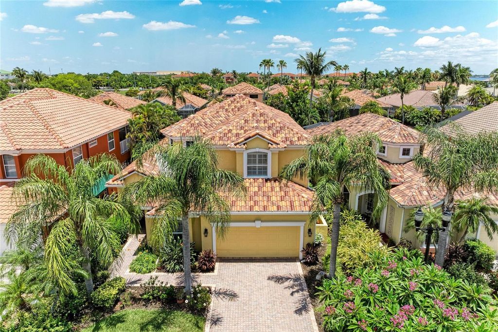 308 10TH AVENUE E, Palmetto, FL 34221