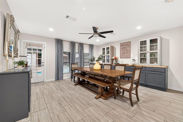 2514 Pine Village Drive, Houston, TX 77080