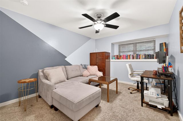 2514 Pine Village Drive, Houston, TX 77080