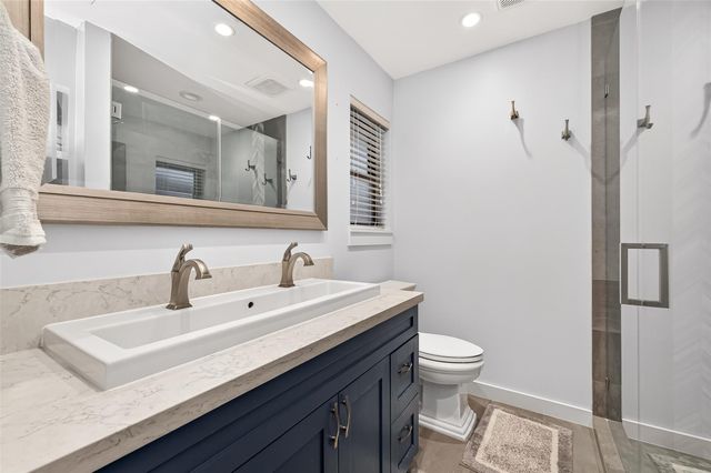 2514 Pine Village Drive, Houston, TX 77080