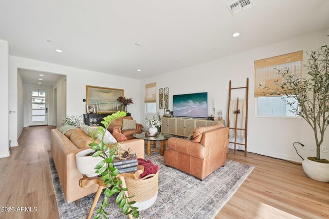 35014 N Augite Way, San Tan Valley, AZ 85144