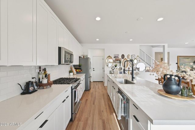 35014 N Augite Way, San Tan Valley, AZ 85144