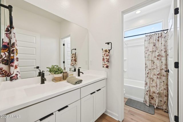 35014 N Augite Way, San Tan Valley, AZ 85144