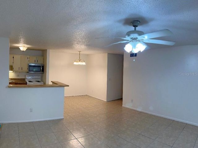 2364 OAK PARK WAY 102, Orlando, FL 32822