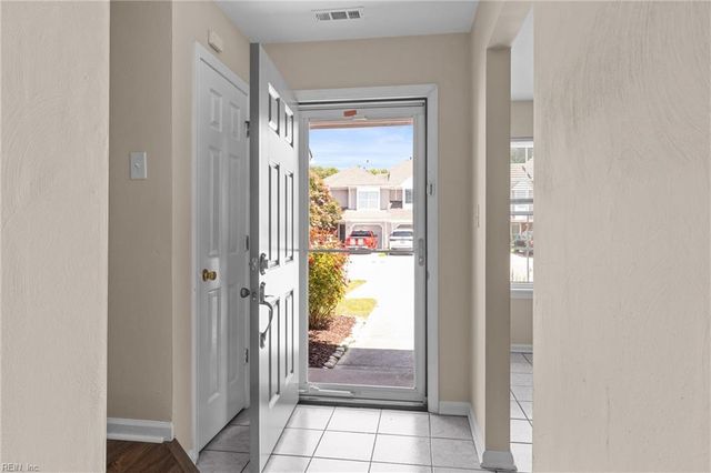 1885 Abbotsbury WAY, Virginia Beach, VA 23453