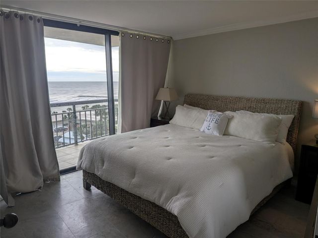 5220 Seawall Boulevard 834, Galveston, TX 77551
