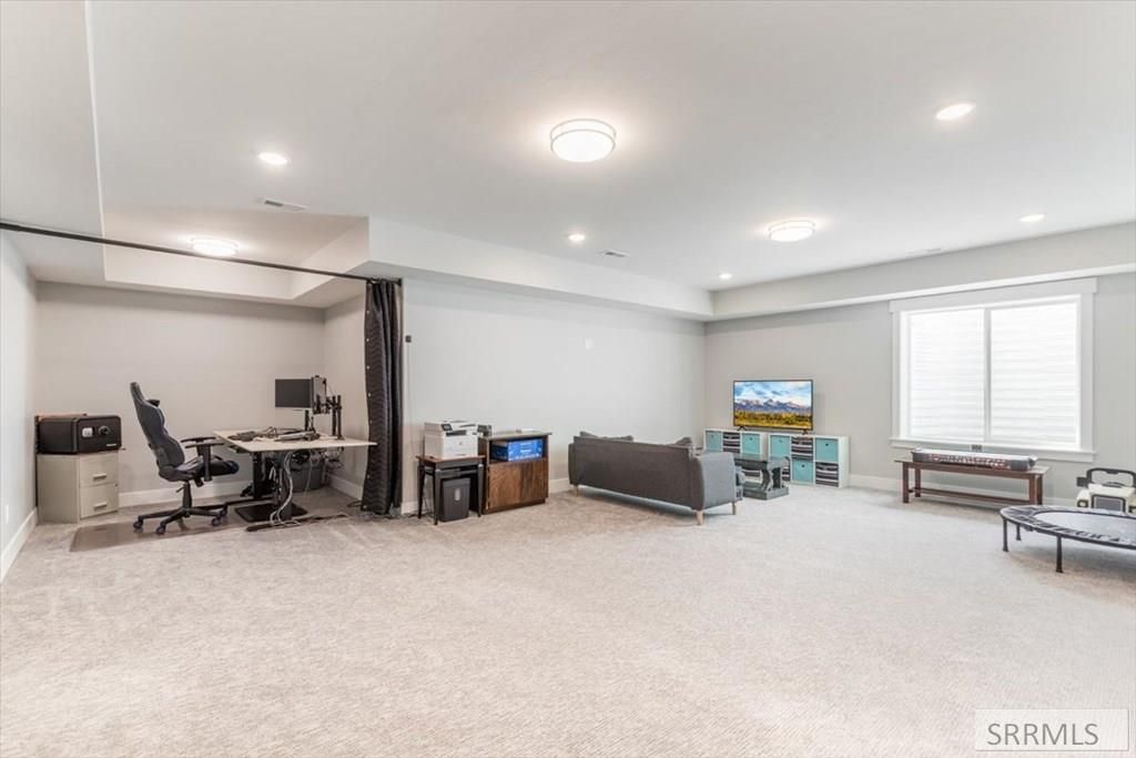 Image 19 of property listing at 5849 Macrae Dr, Idaho Falls, ID 83402
