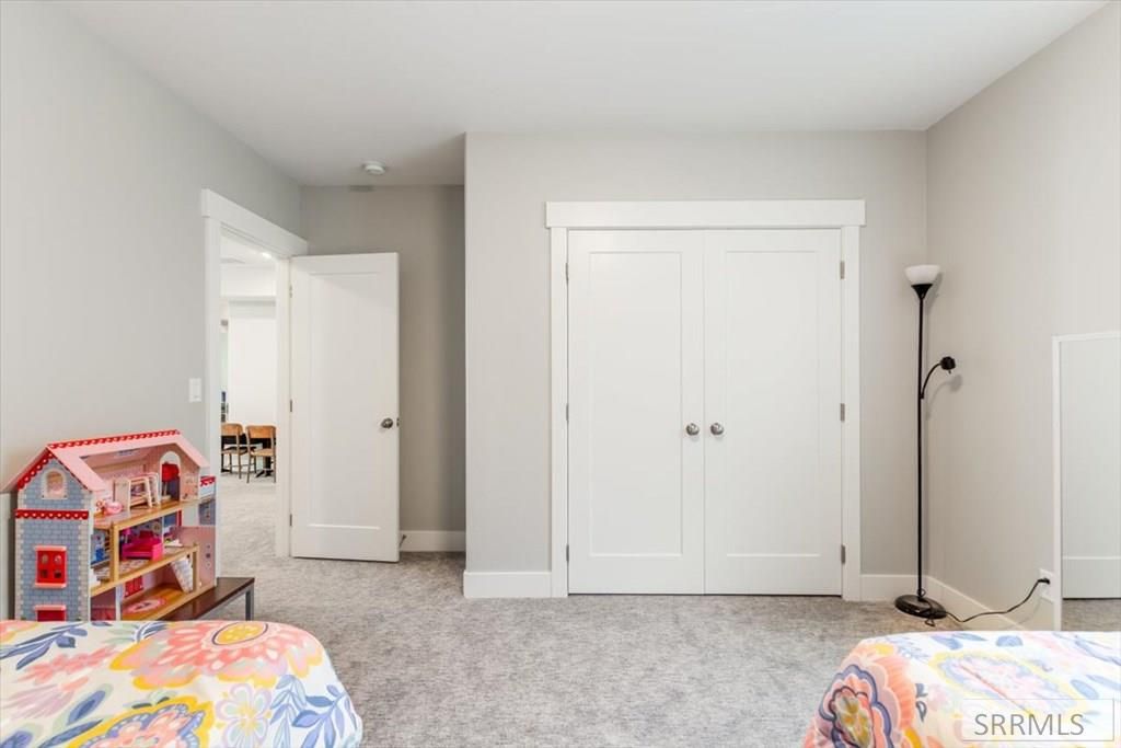 Image 21 of property listing at 5849 Macrae Dr, Idaho Falls, ID 83402