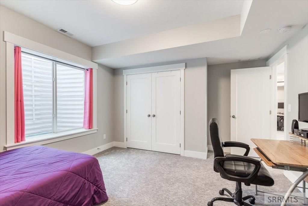 Image 23 of property listing at 5849 Macrae Dr, Idaho Falls, ID 83402