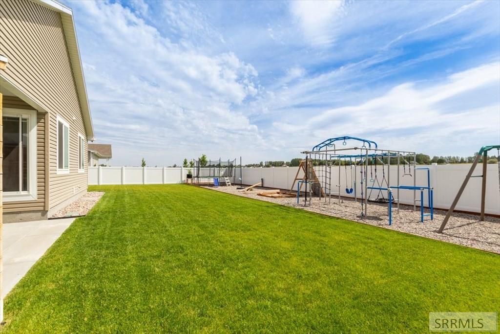Image 29 of property listing at 5849 Macrae Dr, Idaho Falls, ID 83402