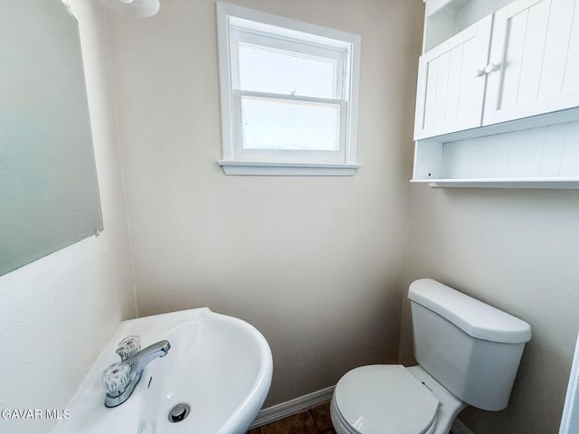 835 W Avenue J1, Lancaster, CA 93534