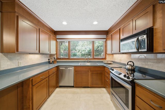 101 Stoney Brook Court, West Columbia, SC 29169