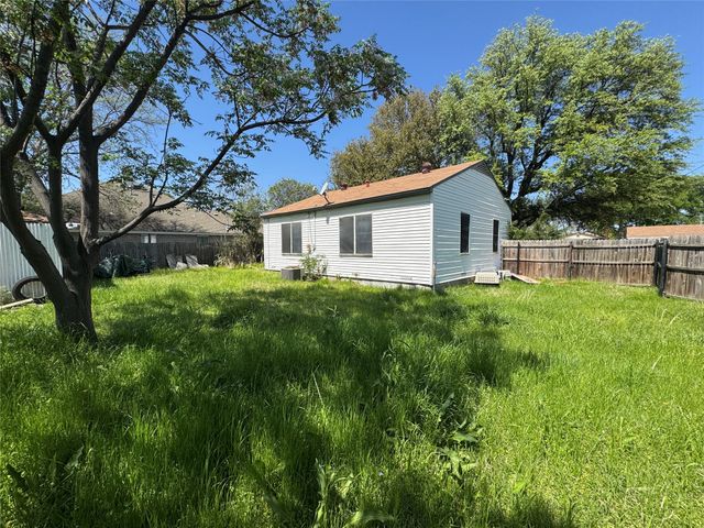 730 Sunset Drive, Irving, TX 75061