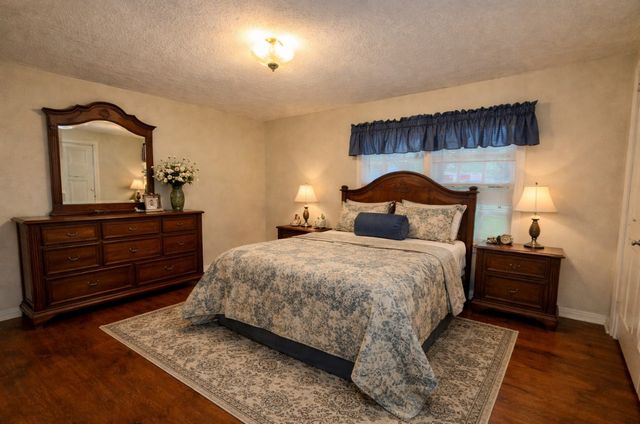 730 Sunset Drive, Irving, TX 75061