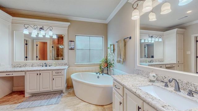 6570 Merrick Lane, Beaumont, TX 77706