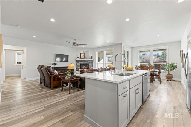 2500 S Pelion Way, Nampa, ID 83686