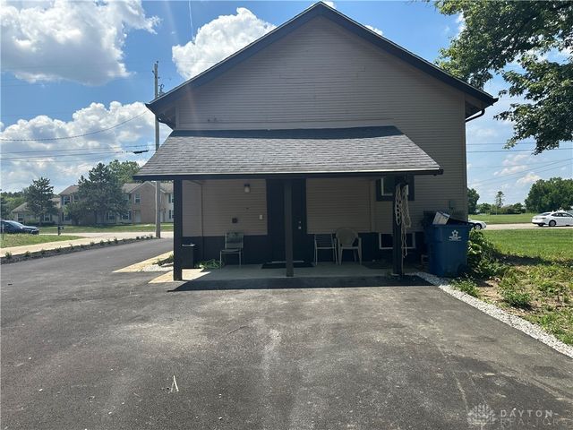 2520 Harshman Road, Dayton, OH 45424