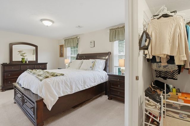 106 Manchester St 106, Leominster, MA 01453