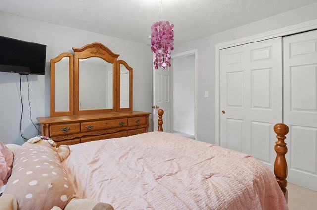 106 Manchester St 106, Leominster, MA 01453
