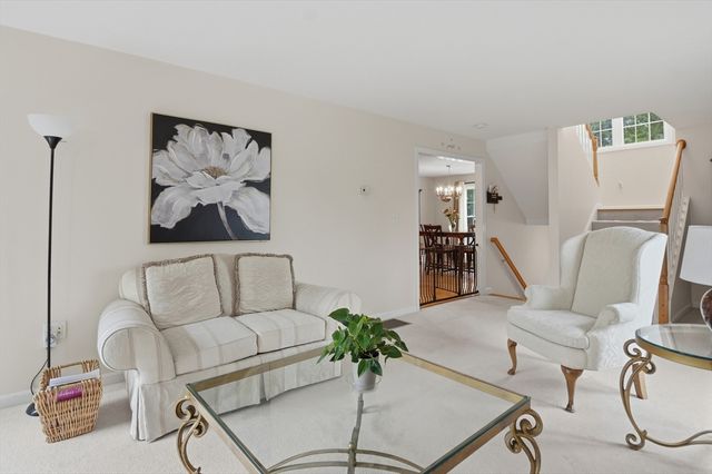 106 Manchester St 106, Leominster, MA 01453