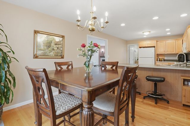 106 Manchester St 106, Leominster, MA 01453