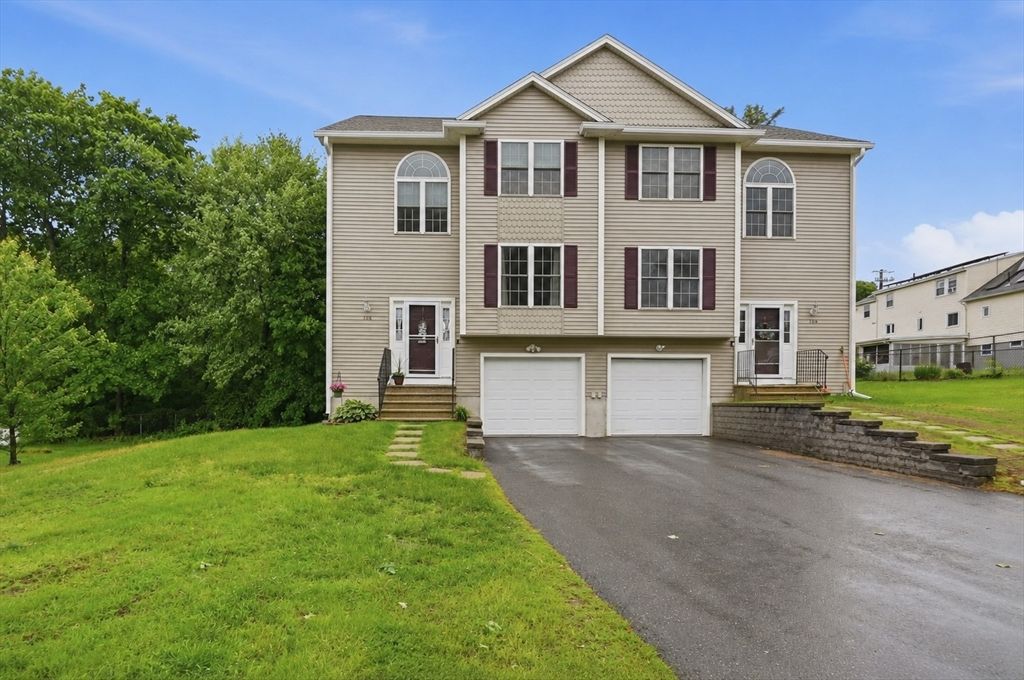 106 Manchester St 106, Leominster, MA 01453