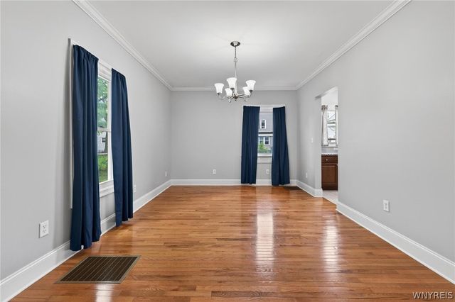 186 Riverside Avenue, Buffalo, NY 14207