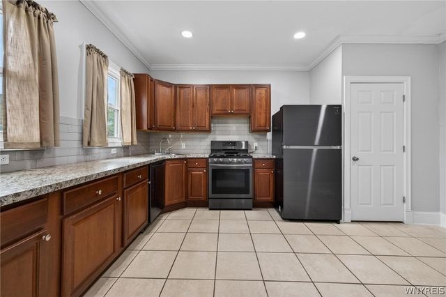186 Riverside Avenue, Buffalo, NY 14207