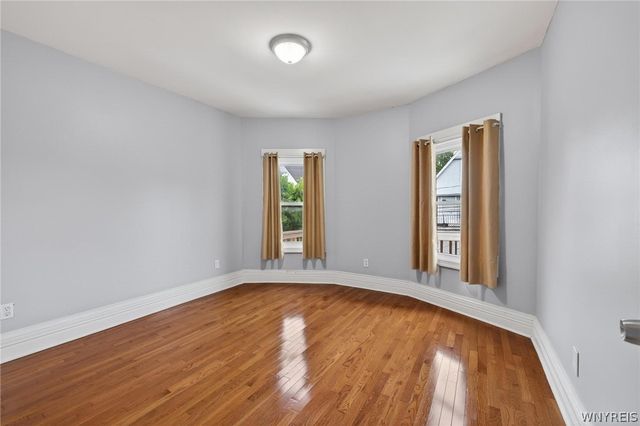 186 Riverside Avenue, Buffalo, NY 14207