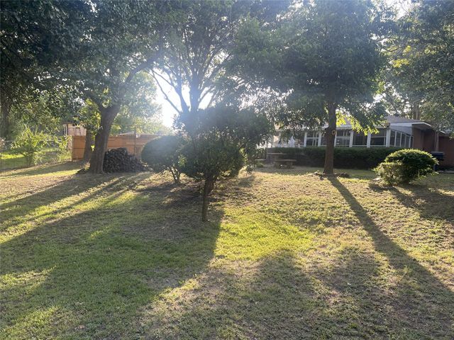 1948 Riverway, Dallas, TX 75217