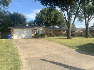 1948 Riverway, Dallas, TX 75217