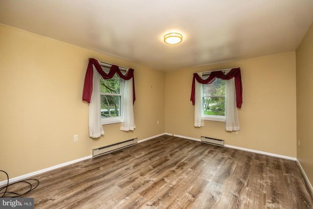 2701 N BARLEY SHEAF RD, Coatesville, PA 19320