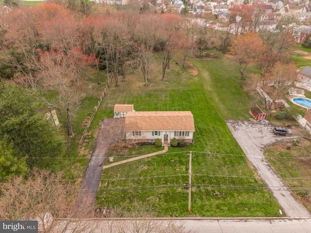 2701 N BARLEY SHEAF RD, Coatesville, PA 19320