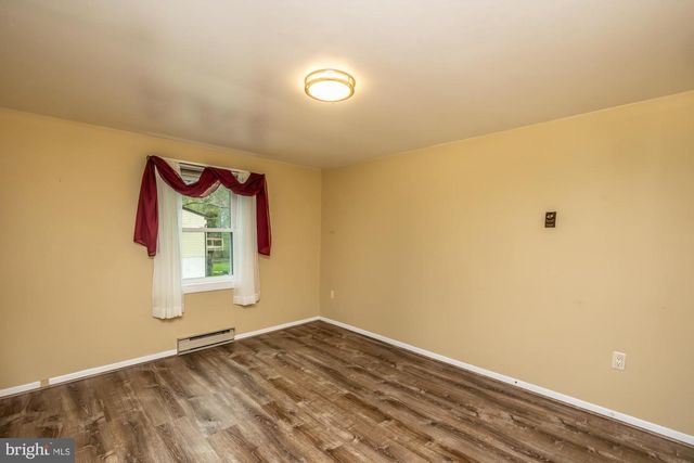 2701 N BARLEY SHEAF RD, Coatesville, PA 19320