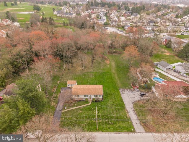 2701 N BARLEY SHEAF RD, Coatesville, PA 19320
