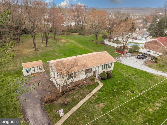 2701 N BARLEY SHEAF RD, Coatesville, PA 19320