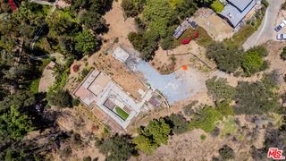 1032 El Medio Avenue, Los Angeles, CA 90272