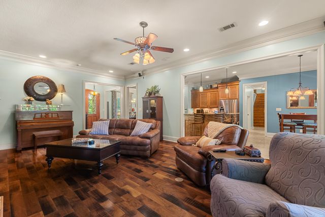 115 Carriage Parke Dr., Purvis, MS 39475