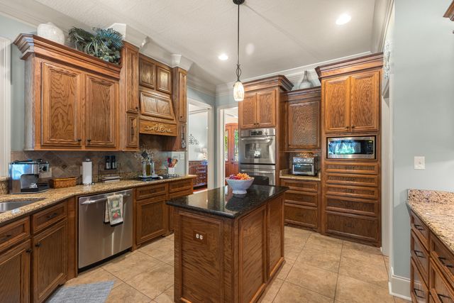 115 Carriage Parke Dr., Purvis, MS 39475