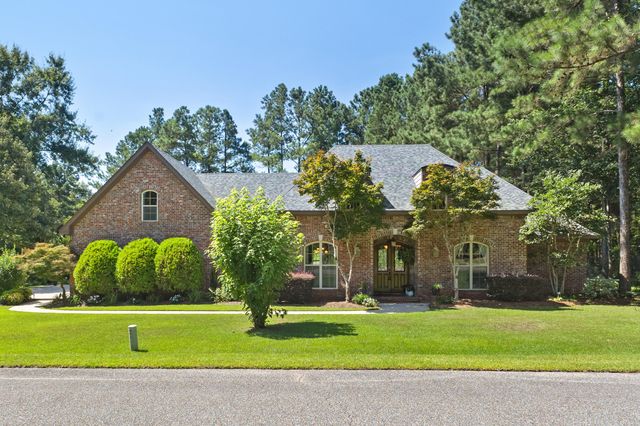 115 Carriage Parke Dr., Purvis, MS 39475