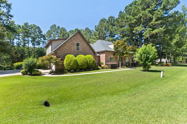 115 Carriage Parke Dr., Purvis, MS 39475