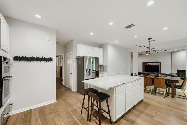 6426 Ira Ingram DR, Austin, TX 78749