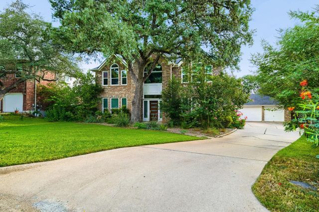 6426 Ira Ingram DR, Austin, TX 78749