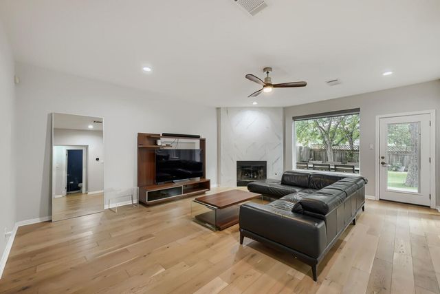 6426 Ira Ingram DR, Austin, TX 78749