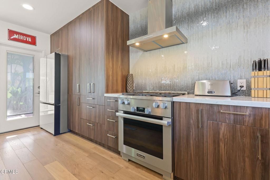 Image 12 of property listing at 1091 Briarcliff Road, Monrovia, CA 91016
