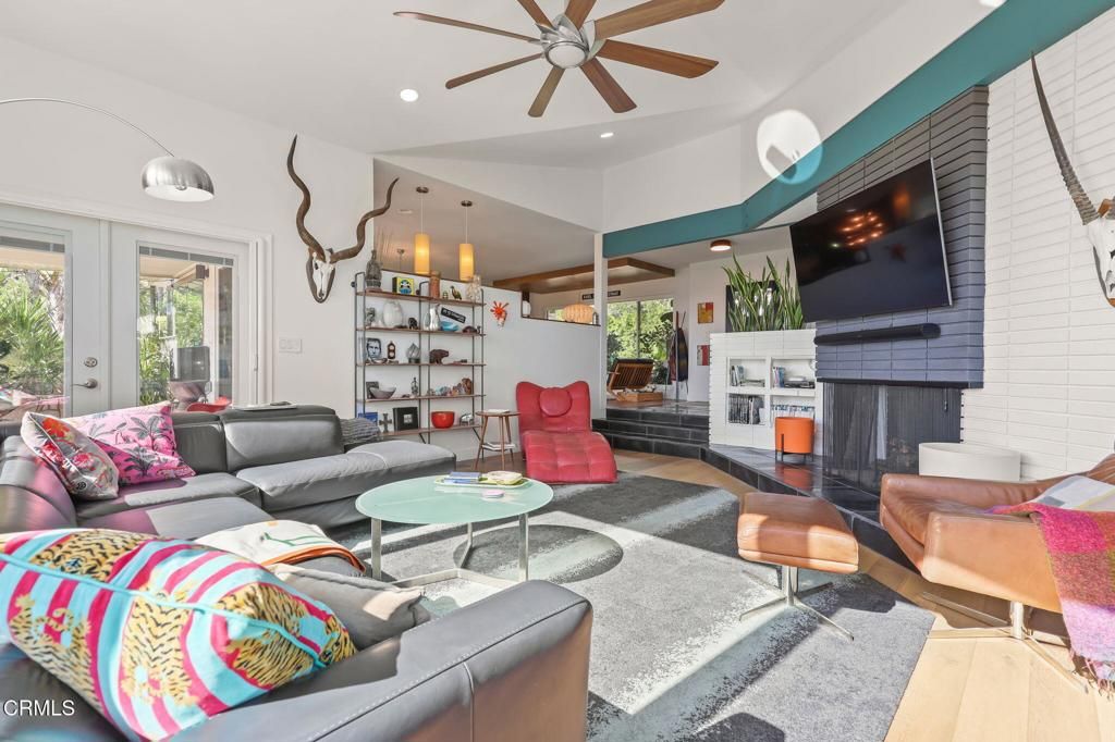 Image 4 of property listing at 1091 Briarcliff Road, Monrovia, CA 91016