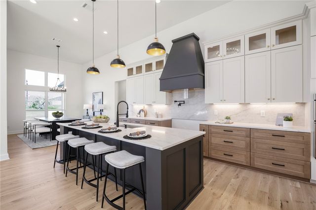 6999 McCrae Lane, Bryan, TX 77808