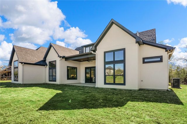 6999 McCrae Lane, Bryan, TX 77808