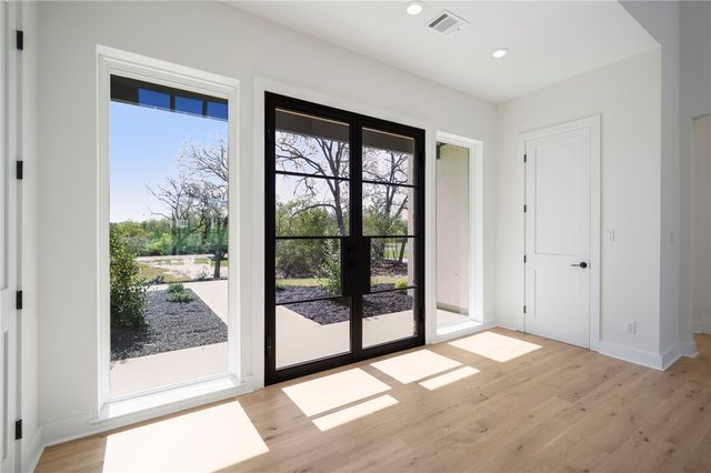 6999 McCrae Lane, Bryan, TX 77808