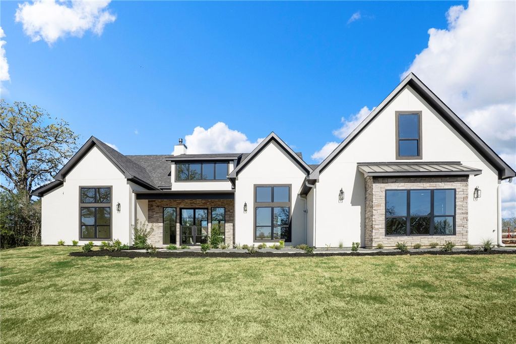 6999 McCrae Lane, Bryan, TX 77808